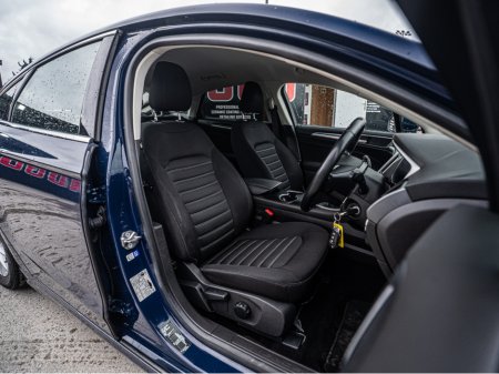 2018 Ford Mondeo - thumbnail 19