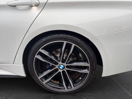 2018 BMW 3 Series “Charges at night, turns heads by day" €23,888 thumbnail