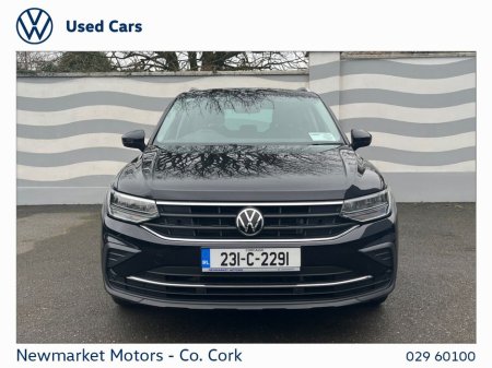2023 Volkswagen Tiguan - thumbnail 11