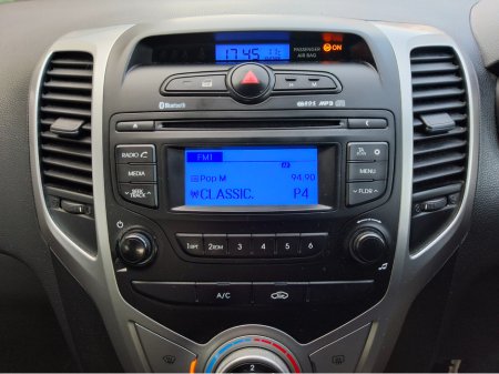 2016 Hyundai ix20 - thumbnail 13