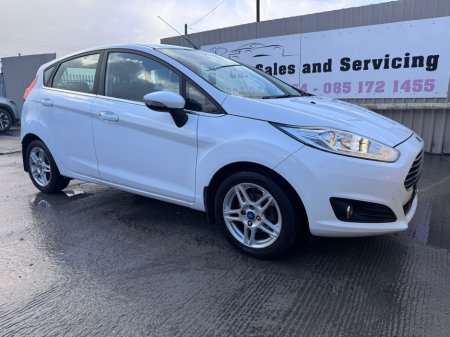2015 Ford Fiesta MCA TITANIUM 1.5 75PS M5 4DR €8,750 thumbnail