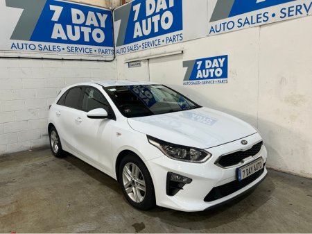 2021 Kia Ceed - thumbnail 1