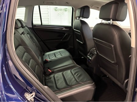 2018 Volkswagen Tiguan (182) TIGUAN 2.0TDI HIGHLINE DSG 4 MOTION VW/AUDI SPECIALISTS WWW.DENISDARCYCARS.IE €26,950 thumbnail