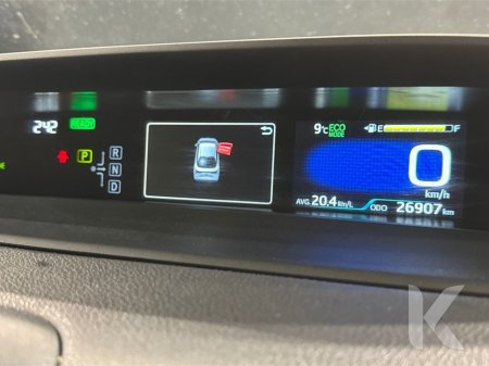 2022 Toyota Prius - thumbnail 16