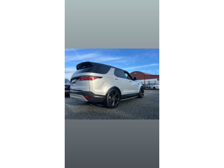 2022 Land Rover Discovery  €49,950