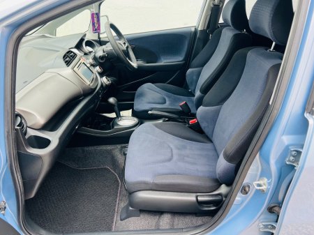 2010 Honda Fit - thumbnail 6