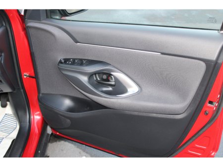 2023 Toyota Yaris Cross 1.5 Hybrid CVT Luna Sport €28,950 thumbnail