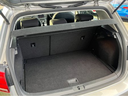 2016 Volkswagen Golf BLUEMOTION 1.2 TSI PETROL MANUAL //LOW MILES// €13,950 thumbnail