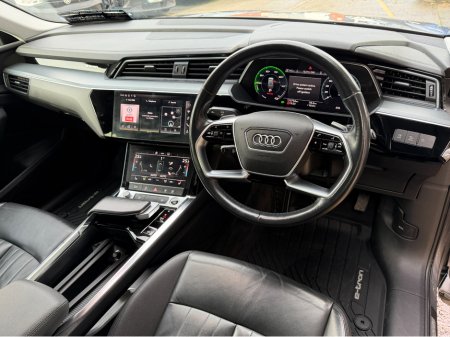2020 Audi e-tron 50 QUATTRO..AIR SUSPENSION..2 KEYS €24,900 thumbnail