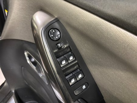 2019 Citroen C4 Picasso BlueHDi 120 S&S Feel Exclusive Exclusive €18,950 thumbnail