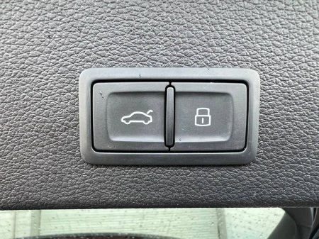 2019 Audi Q2 SPORT S-LINE PACK 1.0 // NEW 19" ALLOYS // APPLE CARPLAY/ANDROID AUTO // HEATED SEATS €21,900 thumbnail