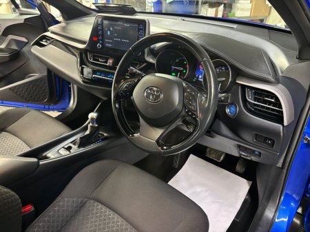 2021 Toyota C-HR 1.8 HYBRID LUNA €22,950 thumbnail