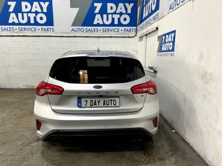 2022 Ford Focus - thumbnail 6