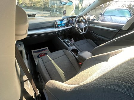 2023 Volkswagen Golf  €25,850 thumbnail