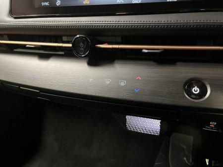 2024 Nissan Ariya - thumbnail 7