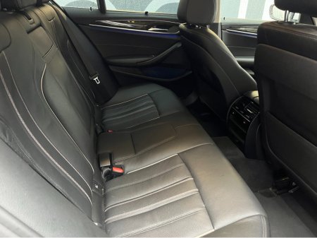 2018 BMW 5 Series €24950! 2018 BMW 520D 523D LUXURY 2.0 AUTOMATIC / CRUISE CONTROL / 360° PARKING CAMERA / ELECTRIC MEMORY & HEATED SEATS / HEATED REAR SEATS €24,950 thumbnail