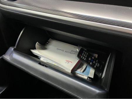 2018 Honda Stepwagon - thumbnail 15