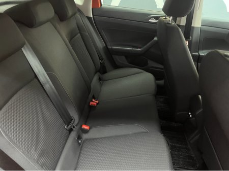 2021 Volkswagen Polo €19950 2021 VOLKSWAGEN POLO TSI COMFORT LINE 1.0 AUTOMATIC / CRUISE CONTROL / REVERSE CAMERA / APPLE CARPLAY AND MORE €19,950 thumbnail