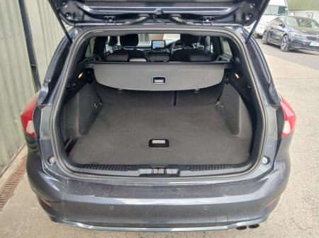 2021 Ford Focus - thumbnail 14