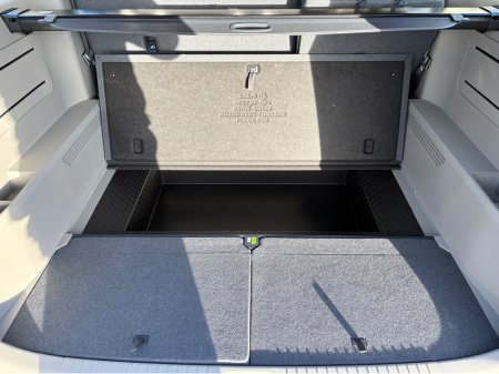 2026 Kia PV5 PASSENGER K4 2026 €46,000 thumbnail