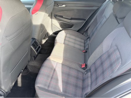 2025 Volkswagen Golf - thumbnail 16