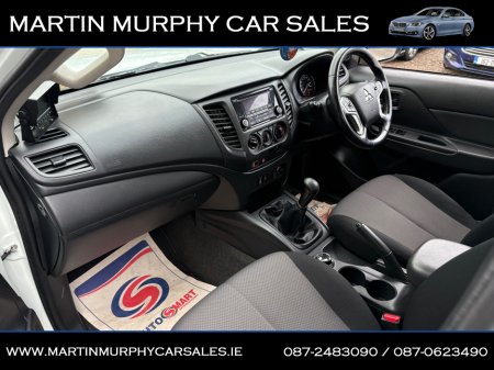 2020 Mitsubishi L200 BUSINESS 2.3 DID LOW KMS €21,097 thumbnail