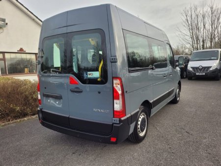 2023 Renault Master Wheelchair Accessible