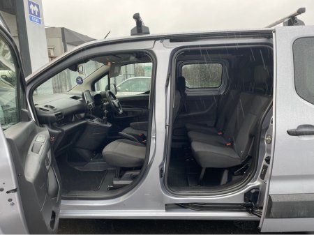 2021 Opel Combo - thumbnail 13