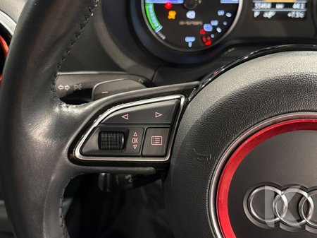 2017 Audi A3 E-TRON 1.4L TFSI HYBRID AUTOMATIC - ELECTRIC SEATS - CRUISE CONTROL - REVERSE CAMERA - PARKING SENSORS €18,950 thumbnail