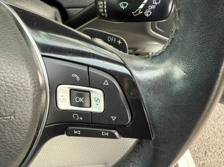 2016 Volkswagen Golf  €15,590 thumbnail