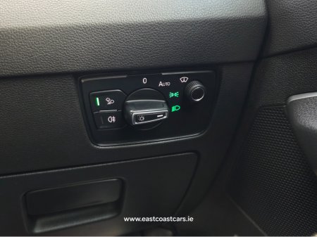 2018 Volkswagen Arteon R-LINE EDITION 2.0 TSI 280BHP 360 CAM BEST RADIO-NAV VIRTUAL COCKPIT ALL ASSISTANCE FULL LEATHER HEATED ELECTRIC SEATS €29,950 thumbnail