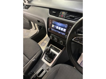 2017 Skoda Octavia - thumbnail 11