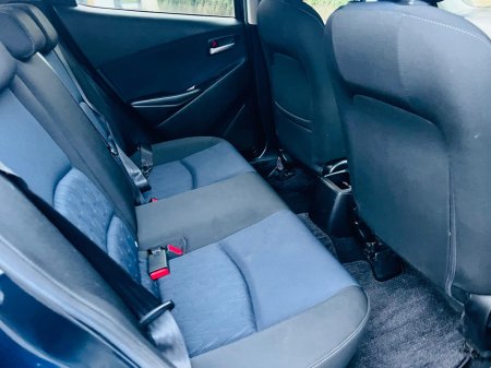 2015 Mazda Demio - thumbnail 13