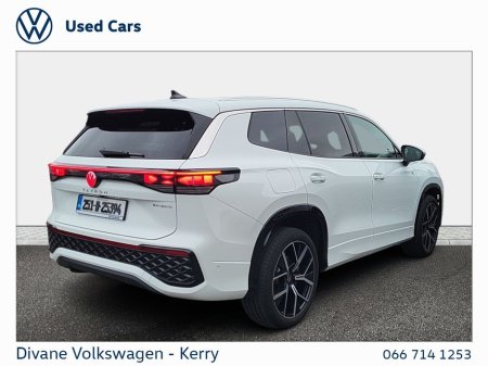 2025 Volkswagen Tayron R LINE 75 MARKET INTRODUCTION 1.5 TSI PLUG IN HYBRID 204BHP €59,950 thumbnail