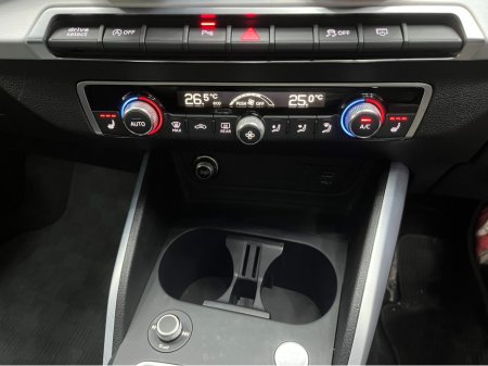 2021 Audi Q2 €28950 2021 AUDI Q2 35TDI SPORT 2.0 AUTOMATIC / CRUISE CONTROL / REVERSE CAMERA / HEATED SEATS / APPLE CARPLAY / AND MORE €28,950 thumbnail