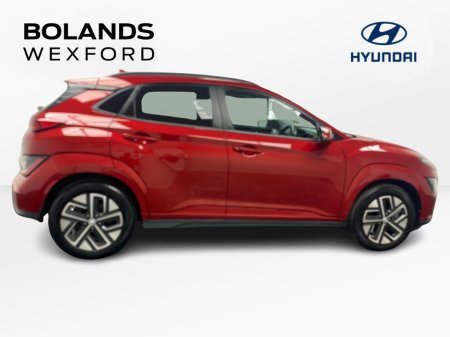 2023 Hyundai Kona - view 4