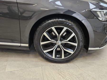 2020 Volkswagen Passat - thumbnail 6