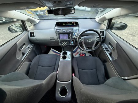 2014 Toyota Prius 141 // 7 SEATER €14,450 thumbnail