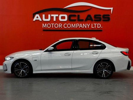 2023 BMW 3 Series - thumbnail 7