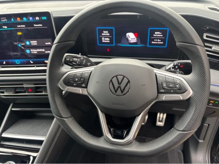 2025 Volkswagen Tiguan R-LINE ETSI S-A TSI DSG €49,900 thumbnail