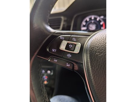 2019 Volkswagen Golf R-LINE 1.0 TSI MANUAL 6SPEED FWD 115HP 5DR €20,900 thumbnail