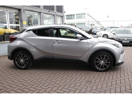 2018 Toyota C-HR - thumbnail 3