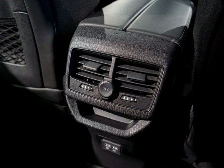 2021 Peugeot 3008 - thumbnail 11