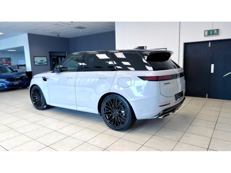 2025 Land Rover Range Rover - thumbnail 27