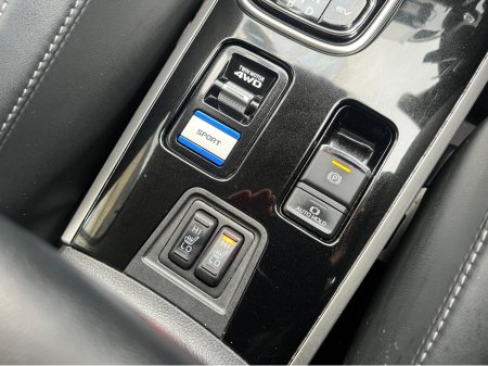 2020 Mitsubishi Outlander G 4WD AUTOMATIC PHEV 2.4 PETROL //HIGH SPEC//HALF LEATHER ELECTRIC HEATED SEATS//HEATED STEERING WHEEL//REVERSE CAMERA//KEYLESS ENTRY// €24,950 thumbnail
