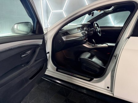 2016 BMW 5 Series - thumbnail 20