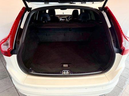 2017 Volvo XC60 - thumbnail 7