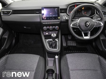 2020 Renault Clio Iconic TCe 100 MY19 €15,450