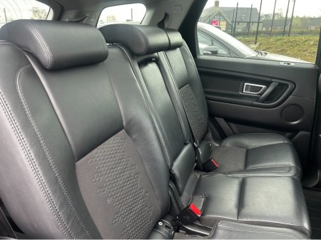 2016 Land Rover Discovery Sport - thumbnail 8