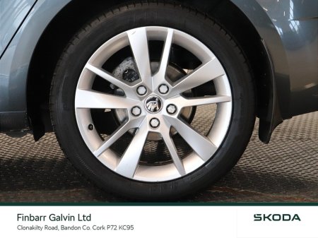 2019 Skoda Octavia - thumbnail 9